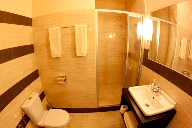 Bedrooms 3 Maja 15A Łódź Esterno foto