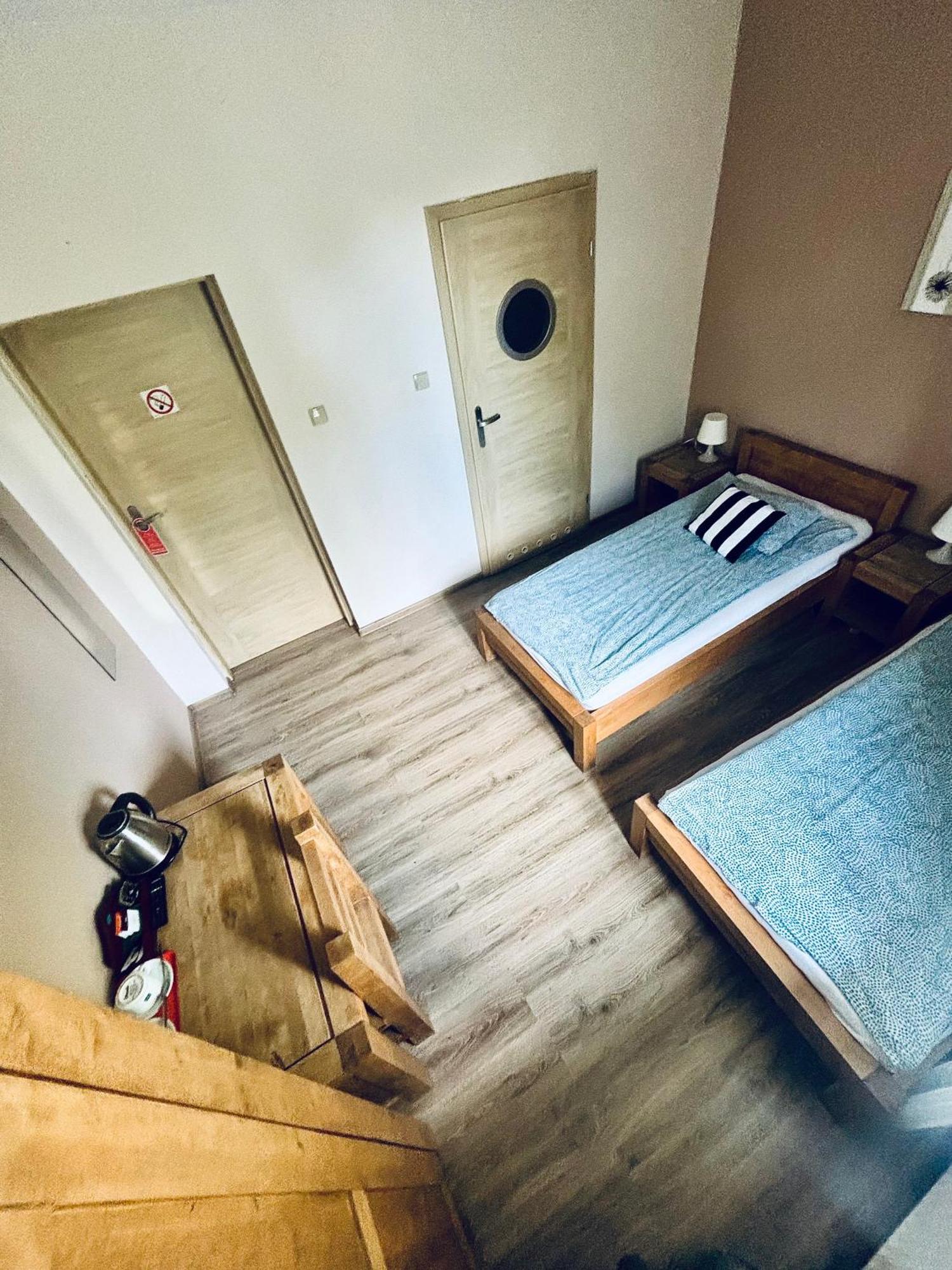 Bedrooms 3 Maja 15A Łódź Esterno foto