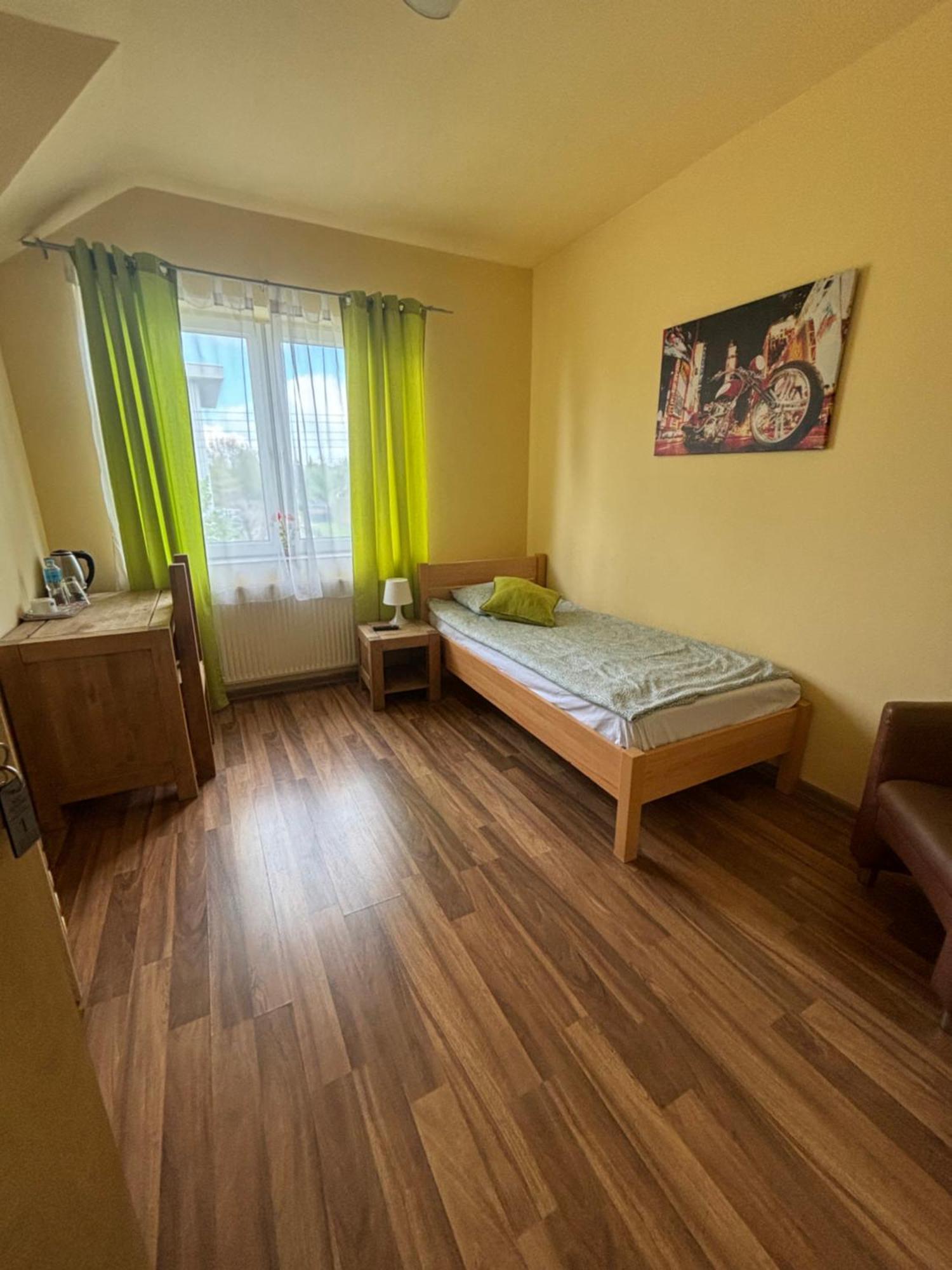 Bedrooms 3 Maja 15A Łódź Esterno foto